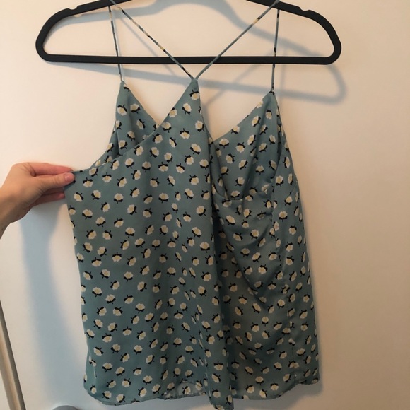 🎁4/20$🎁Pale blue strappy & flowy floral tank top - Picture 6 of 7